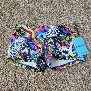 NWT Fleo SNAKESKIN PRISM SL Shorts Sz Small